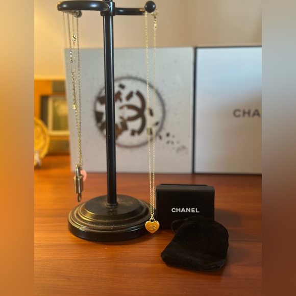 CHANEL Orange Gold Heart Zipper Pull Charm  Necklace - Picture 3 of 7